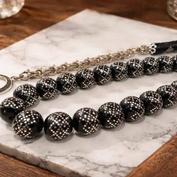 Anasayfa Erzurum Oltu taşı tesbih Akordiyon Ritim mermer zemin vitrin sunumu Şerif Usta el işçiliği